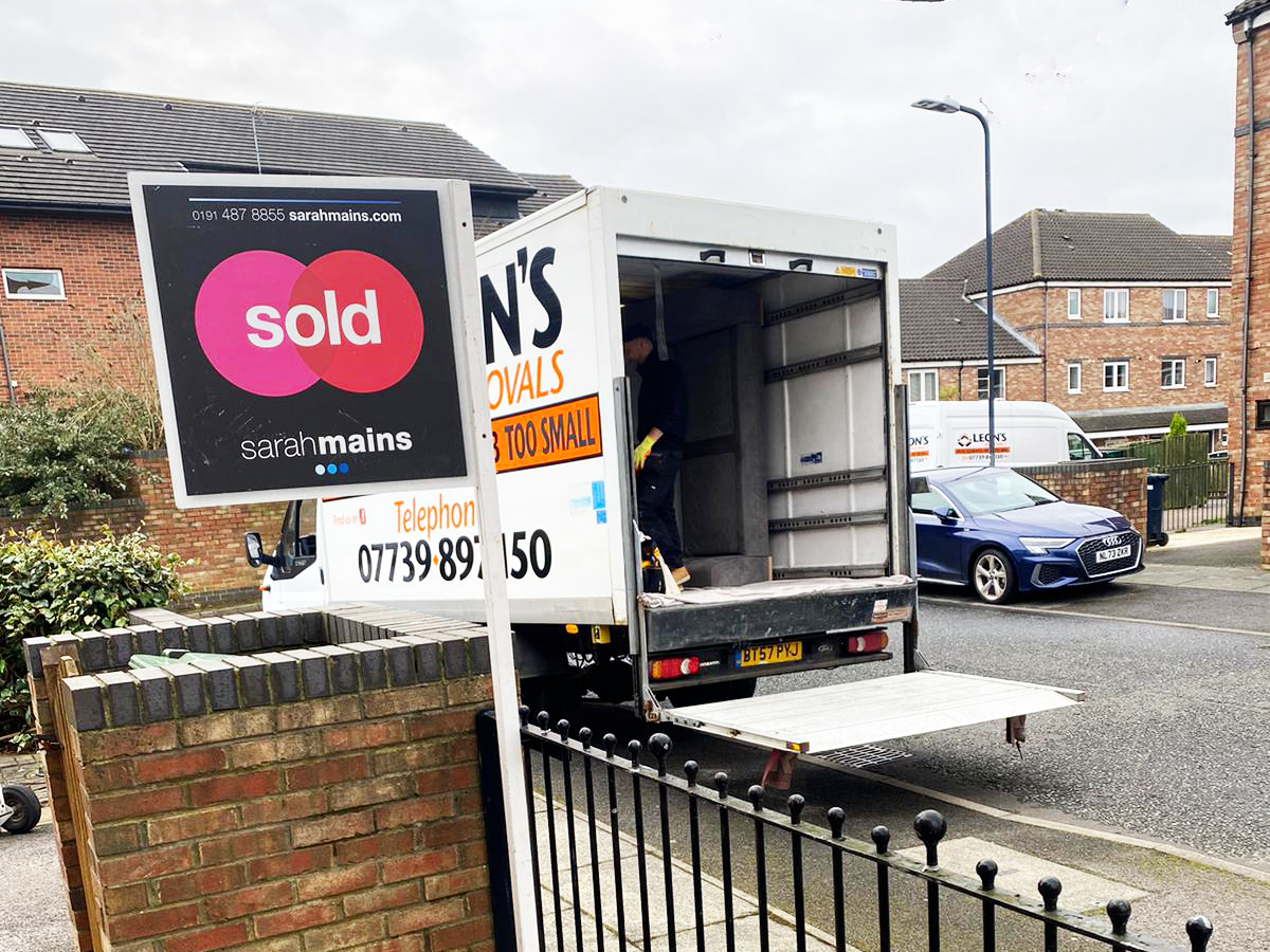 Leon's Removals van outside of house Newcastle